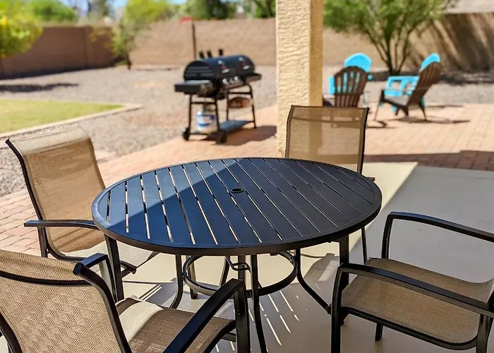 At The Vista Homestay Phoenix